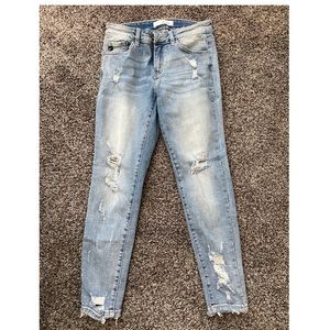 KanCan Distressed Jeans Size 5/26